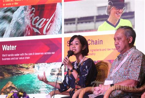 Coca Cola Dukung Daur Ulang Plastik Botol Foto Tribunnews