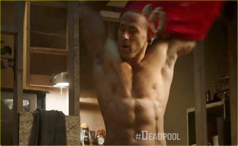Ryan Reynolds Gets Naked In New Movie Naked Male Celebrities