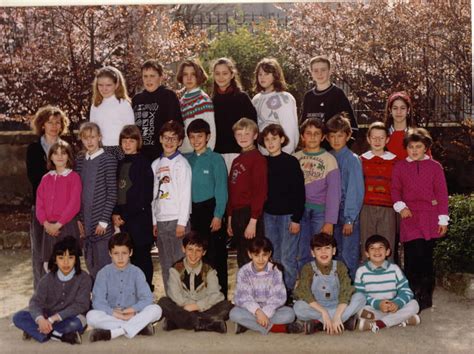 Photo De Classe CM2 De 1992 ECOLE PRIMAIRE SAINT JOSEPH Copains D Avant