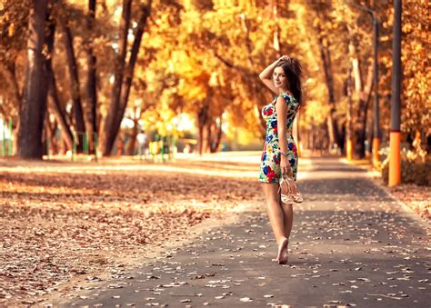 Depth Of Field Model Sunlight Women Outdoors Looking Back Fall