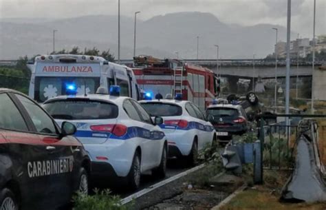 Ennesima Tragedia Sulle Strade Calabresi Muore Una Donna Di Anni