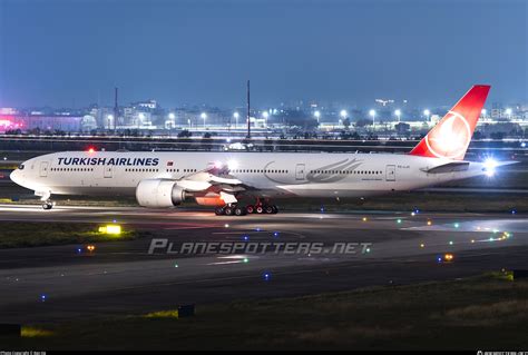 Tc Ljc Turkish Airlines Boeing F Er Photo By Ken He Id