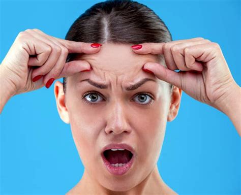 Facial Exercises To Reduce Forehead Wrinkles By Expert Facial