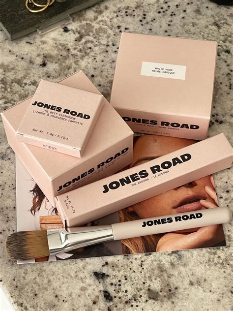 Jones Road Beauty Review What We Re Loving From Bobbi Brown S Clean Makeup Line The Hive