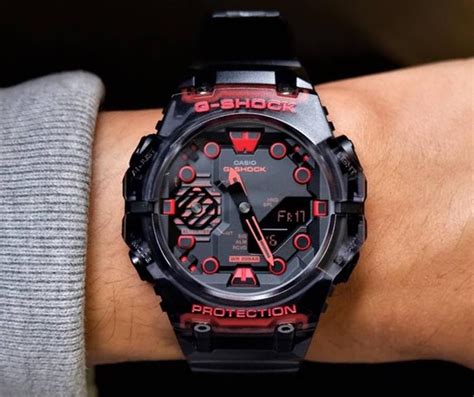 Casio Negro Y Rojo Transparente Con Bluetooth GA B001G 1A