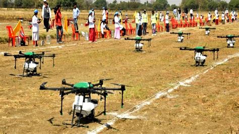 Namo Drone Didi Scheme 99 दीदियों ने एक साथ उड़ाए ड्रोन मिला