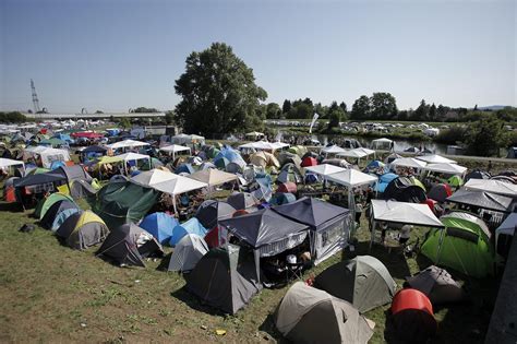 FM4 Frequency Festival: Hunderte Helfer im Einsatz - noe.ORF.at
