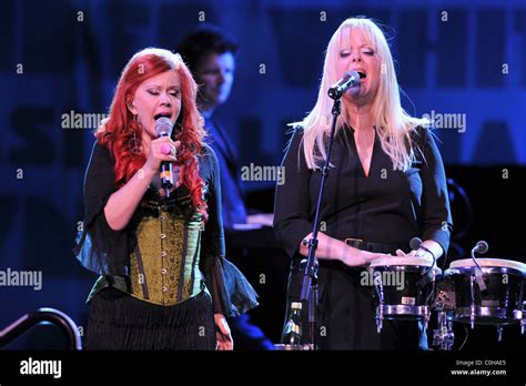 Kate Pierson And Cindy Wilson From The B52s Appear Live At The Stock