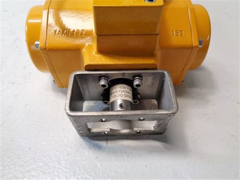 Emerson Field Q Actuator Qs U Stacw With Topworx Dxp Valve