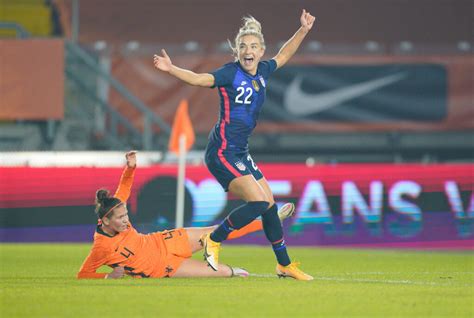 The Year Of Kristie Mewis Is Now Complete With A Goal To Cap It Off