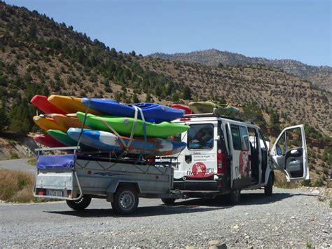 Camp De Aguas Bravas River Guru Escuela De Kayak En El Pirineo