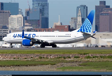 N27526 Boeing 737 9 MAX United Airlines HA KLS JetPhotos