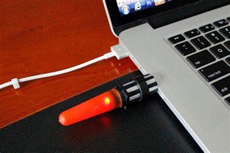 Star Wars Lightsaber USB Flash Drive | Gadgetsin