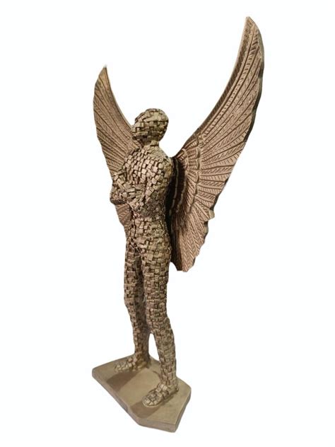 Golden Polyresin Flying Stone Man Statue For Interior Decor Size