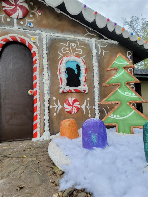 Christmas Gingerbread House Decorations