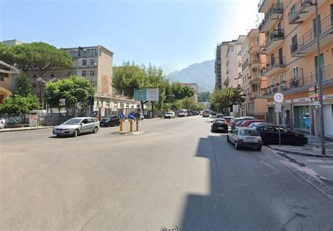 Negozio Vendita Via Giacomo Leopardi Castellammare Di Stabia