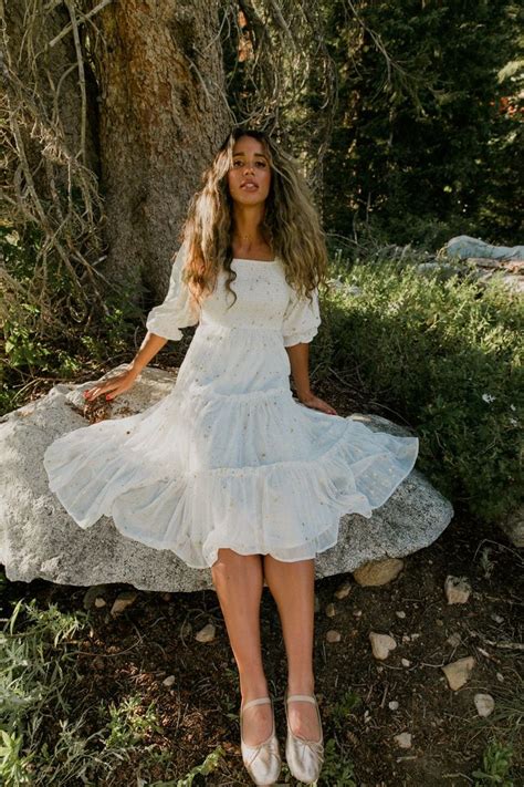 Long Flowy White Summer Dresses