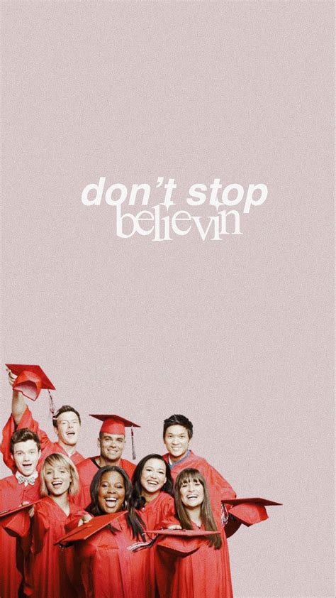 Download Glee Season Three Cast Celebrating Graduation Wallpaper