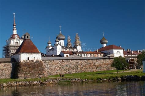 Monasterio De Solovetsky Foto De Archivo Imagen De Cubo 16993268