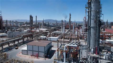 Fallecen 2 Trabajadores De Pemex En Accidente En Refinería De Tula