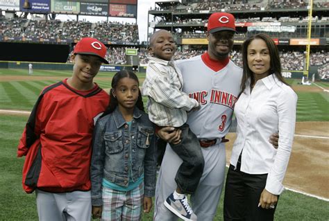 Melissa Griffey Bio [2025 Update]: Husband & Net Worth - Players Bio