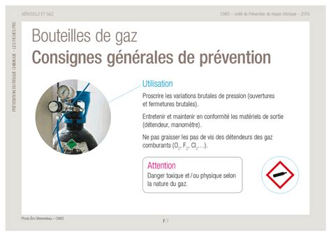 Les Essentiels De La Prévention Cnrs Prévention Du Risque Chimique