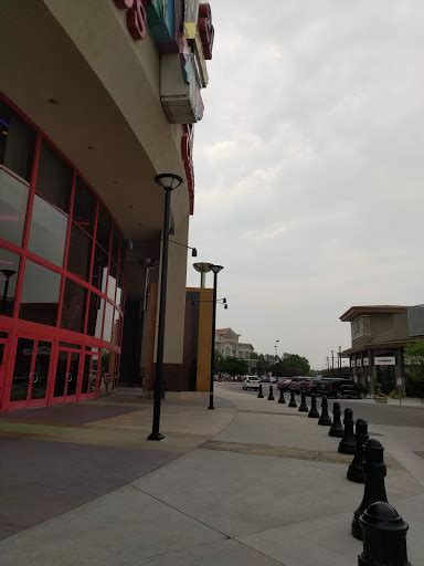 Movie Theater Edwards Boise 21 And Imax Reviews And Photos 7701 W