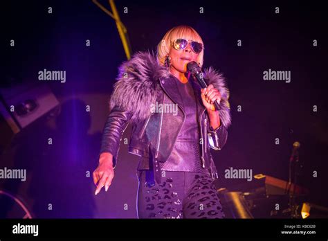 The American R&B singer and songwriter Mary J. Blige performs a live ...