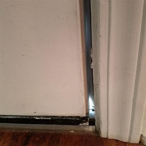 door gap southern front door