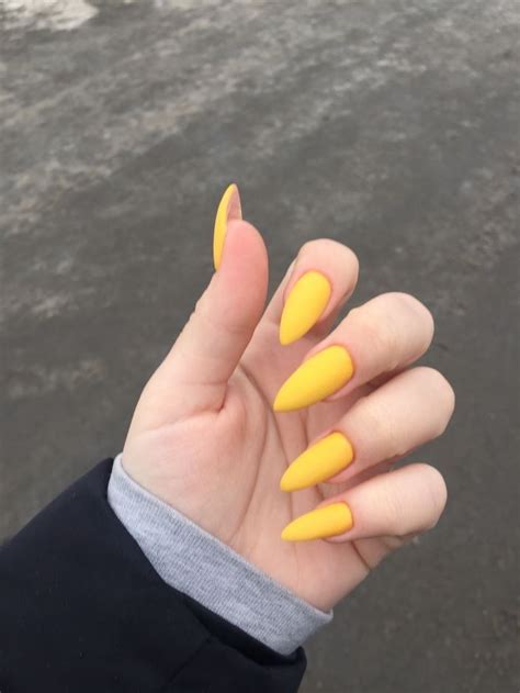 42 Mejores Diseños De Uñas En Tendencia 2019 Decoración 💅🏼 Yellow Nails Design Yellow Nail