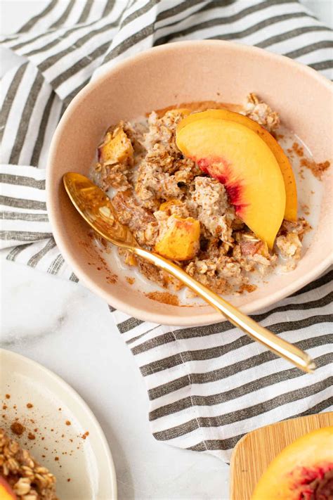 Peaches And Cream Oatmeal Bake Vegan Lexis Clean Kitchen