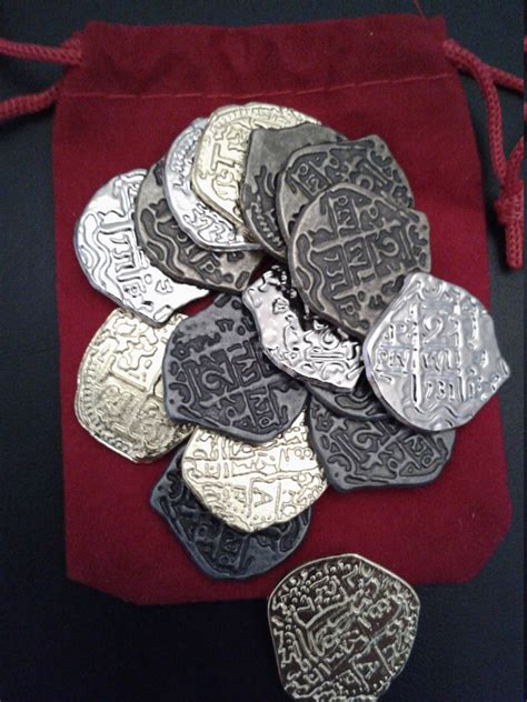 Pirate Treasure Coins 16 Replica Coins Doubloons Larp Coins Party