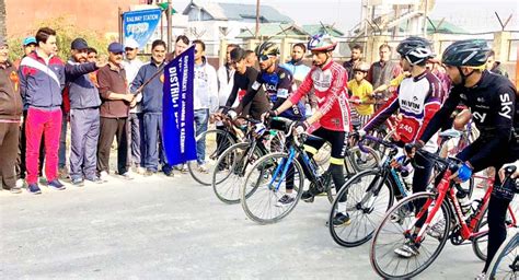 Cycling Expedition Flagged Off Jammu Kashmir Latest News Tourism