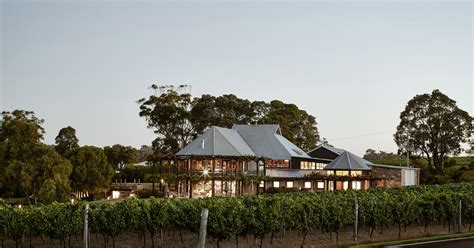 Top Ten Guide: Best Wineries In The South West