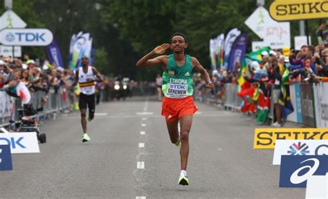 Pix Fraser Pryce Leads Jamaican Sweep In Womens 100m Rediff Sports