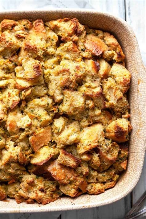 The Best Traditional Thanksgiving Classic Stuffing Recipe Foodtasia