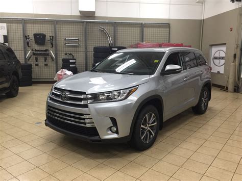 New 2018 Toyota Highlander Xle 4 Door Sport Utility In Sherwood Park Hi80780 Sherwood Park Toyota