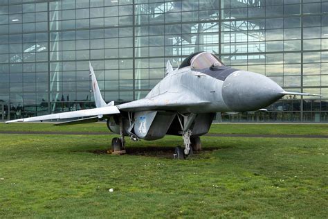 23 Blue Russian Air Force Mikoyan Gurevich MiG 29S Evergre Flickr