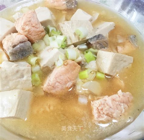 三文鱼炖豆腐的做法菜谱美食天下