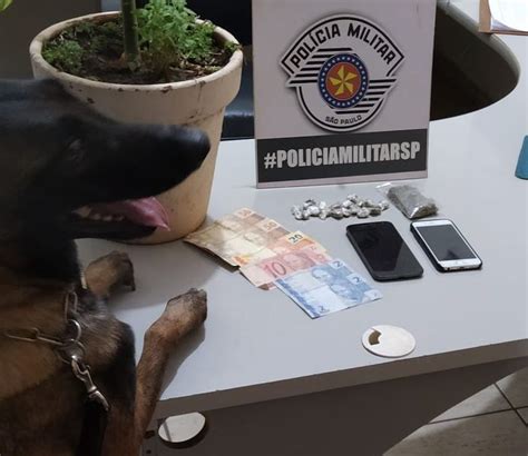 Dupla Tenta Fugir De Abordagem Policial Mas Acaba Presa Por Es