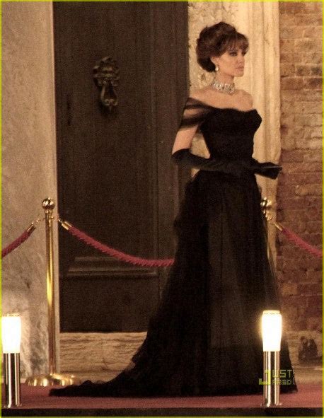 Black Angelina Jolie Off-the-shoulder Dress Ball Gown Prom Celebrity D ...