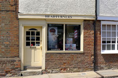 Headturners Harnet Street Sandwich © Cameraman Geograph Britain