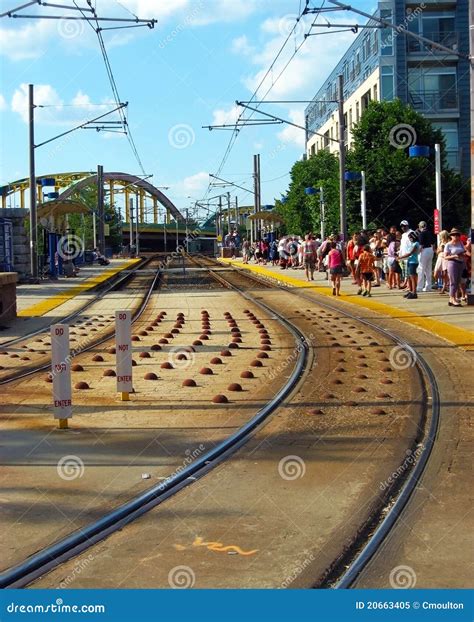 Train Tracks Lightrail Baltimore Editorial Image - Image of metro, rail ...