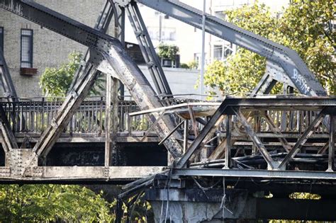 Incendio Ponte Di Ferro A Roma Ostiense Dago Fotogallery