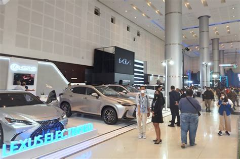 GIIAS Surabaya 2022 Komit Tumbuhkan Industri Otomotif Di Jawa Timur