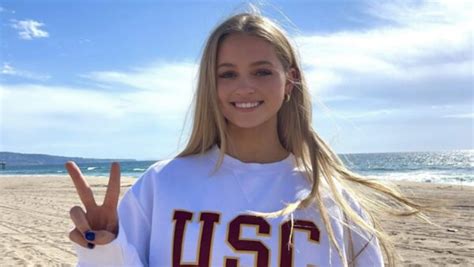 Lane Kiffin's daughter Presley commits to USC volleyball