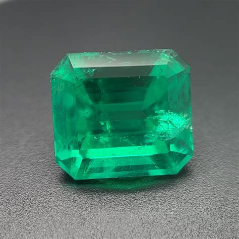 Unpolished Emerald