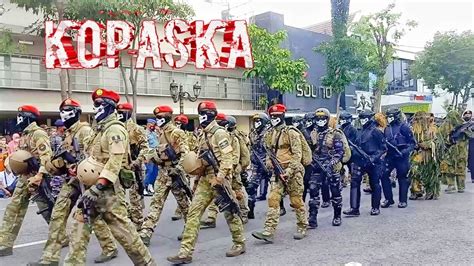 SELURUH PASUKAN TNI AL Turun KOPASKA TAIFIB PENYELAM PENERBANG