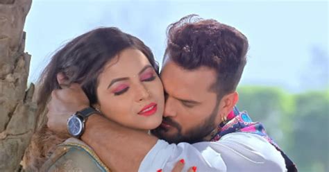 Bhojpuri Song इस भोजपुरी एक्ट्रेस को देख खेसारी लाल का दिल हुआ दीवाना