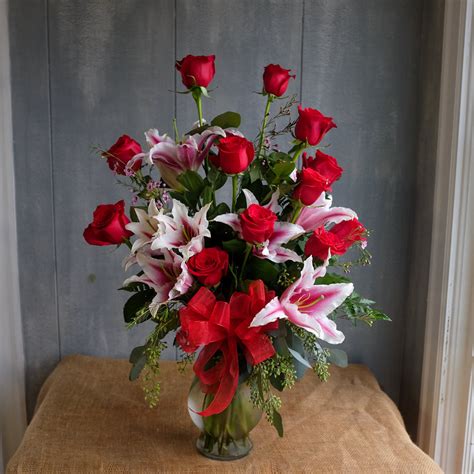 Stargazer Lilies And Red Roses Lexington Ky Michlers Florist